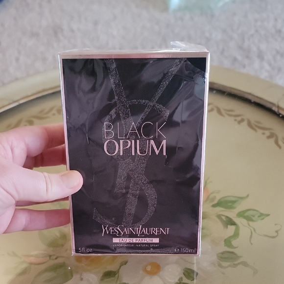Yves Saint Laurent Black Opium Glitter Bottle 5 Fl. Oz (NIB) - Picture 7 of 10